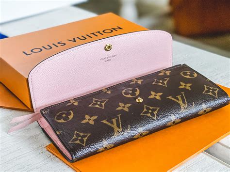 louis vuitton emilie wallet review